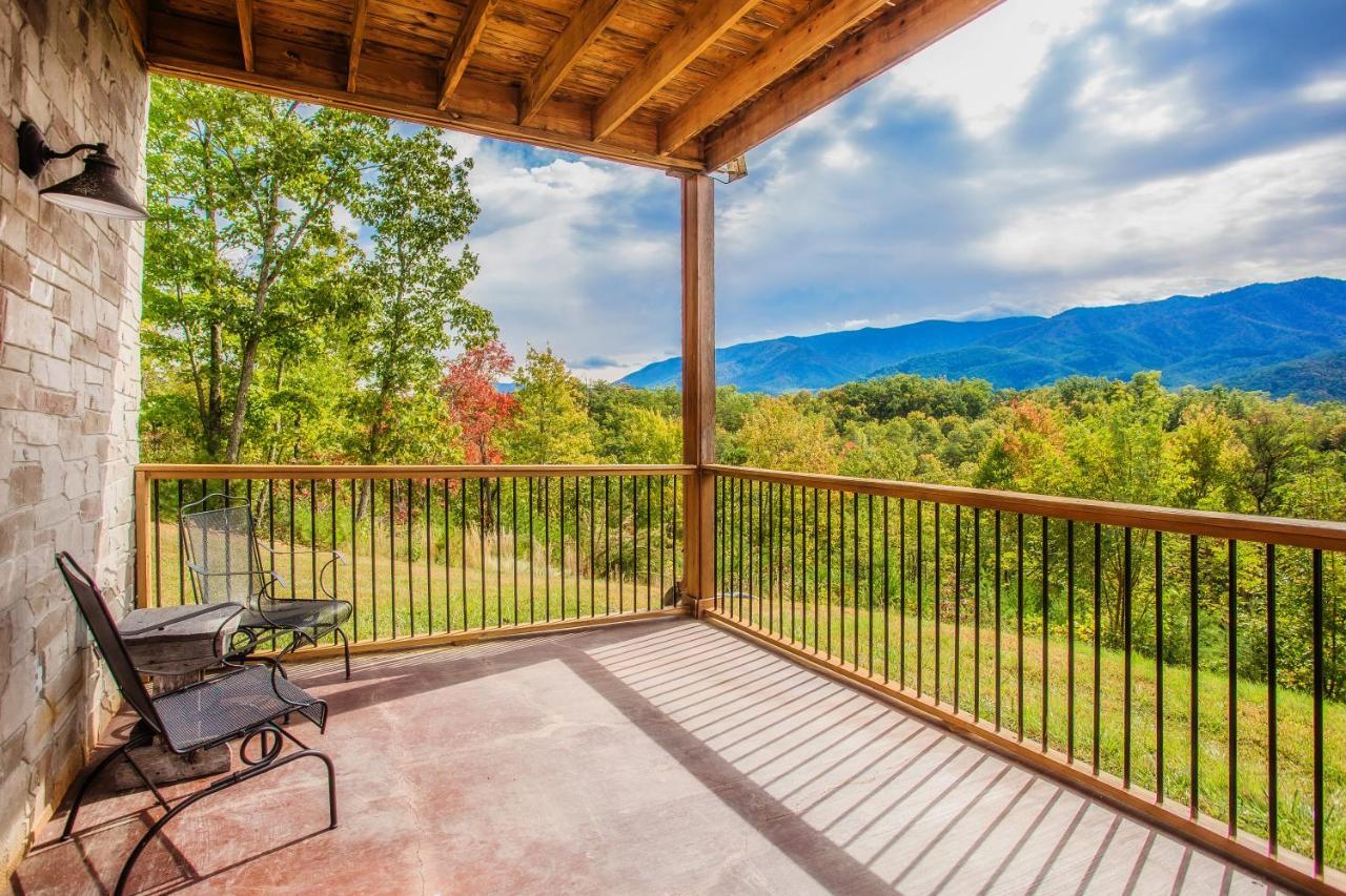 Star Dancer Cabin Gatlinburg Exterior photo